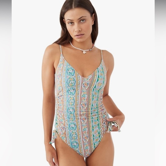 O'NEILL One Piece Bathing Suit Medium Full Coverage Swimsuits Adjustable Straps - Picture 1 of 9